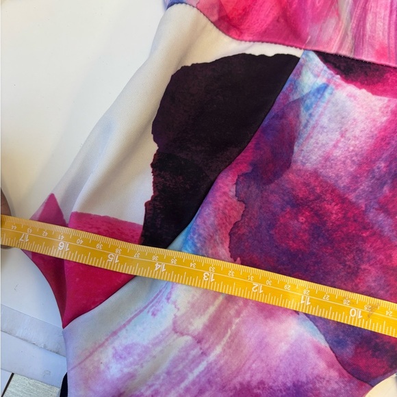 Sleeveless watercolor print tank H & M size medium SKU 6001 - Picture 6 of 8